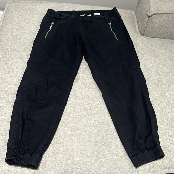 Capri pants - Picture 1 of 4